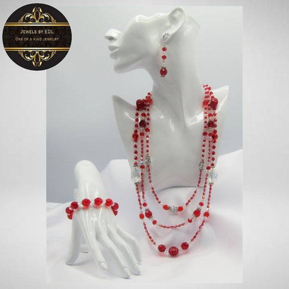 PRINCESS IN RED Beaded Jewelry Set - Picture 1 of 6
